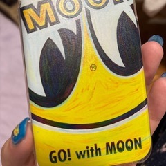 MOONEYES スマホケース　iPhone SE用の画像
