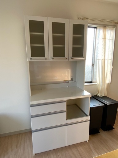 食器棚（7/27まで）