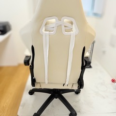 ゲーミングチェアの画像