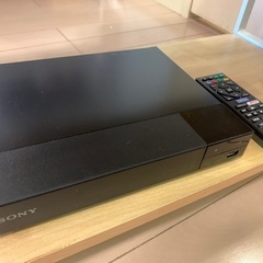 取引中【セット出品】テレビ・テレビ台・Blu-rayプレーヤーの画像