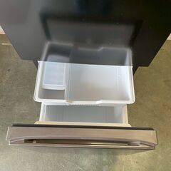 【Hisense】ハイセンス 2ドア冷蔵庫 HR-D16FB 2022年製 162L 冷蔵113L 冷凍49L ブラック 動作確認済 ノンフロン 生活家電 1人暮らし Y1816の画像