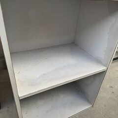 【無料】2段木製棚／ホワイト／中古・水シミありの画像
