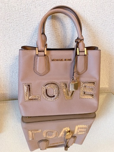 MICHAEL KORS ハンドバック　Love ピンク