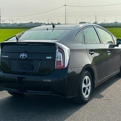 トヨタ プリウス Toyota Prius Sの画像