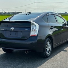 トヨタ プリウス Toyota Prius S LEDの画像