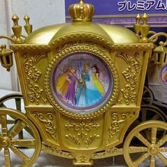 ディズニープリンセス　馬車置き時計＆折りたたみミラー＆キーホルダーの画像