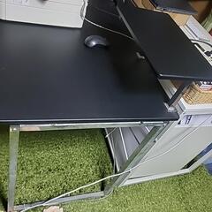 オフィス机の画像