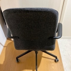 (取引中)IKEA チェア アームレスト付き(ロングフィェル)の画像