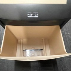 ☆中古 ¥1,000シュレッダー　A4サイズ　引き出しポケット　【IG017】の画像
