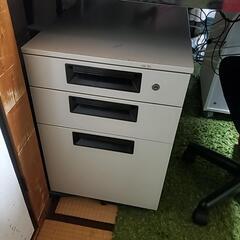 オフィス机の画像