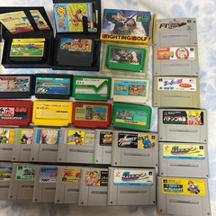 ファミコンカセットスーパーファミコンカセットのセットの画像
