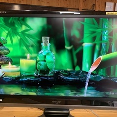 SHARP 42型液晶テレビ