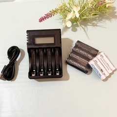 【新品】POWEROWL 単3充電池8本＆LCD急速充電器 大容...
