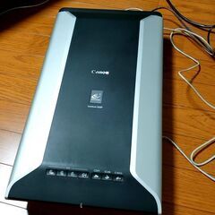 Canon CanoScan 5600F フラットベッドスキャナーの画像