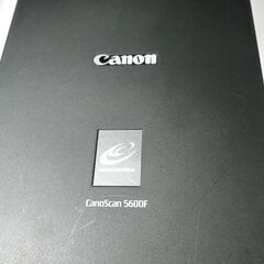 Canon CanoScan 5600F フラットベッドスキャナーの画像