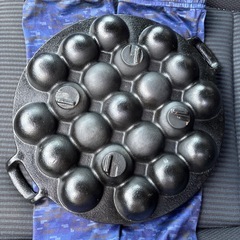 昔ながらの鋳鉄製 たこ焼き器 21穴の画像