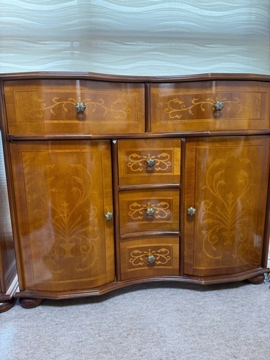 アンティーク調チェスト