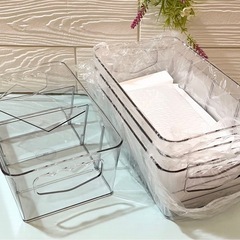 冷蔵庫中 収納ケース 仕切り付 4個セット クリアケース 取っ手付き 保存容器の画像