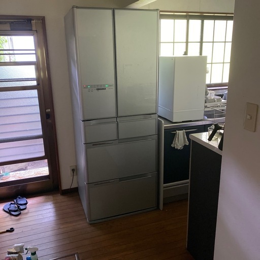 【HITACHI製｜エコ機能付き6ドア冷蔵庫 2013年製】