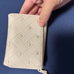 三つ折り財布の画像