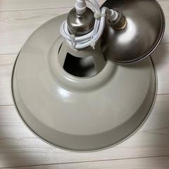 ペンダントライト　電球なし