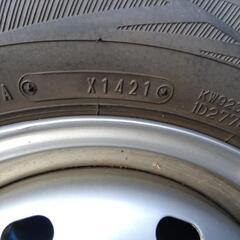 145/80R12スタッドレスタイヤの画像