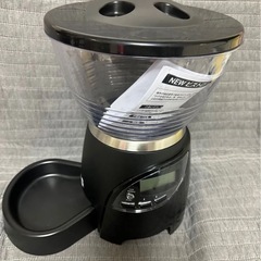 【未使用】ペットメイト ルビストロ (電池式自動給餌器)  ペット用ごはん　犬猫　の画像