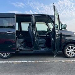 走行10万キロ！月々9千円〜分割払い可❗️ 車検付き！【名義変更代込み】大人気☆スズキ スペーシア☆ステアリングスイッチ付き☆SDナビ付き☆走行中DVD見れます☆ETC付き☆両側電動スライドドア☆ドラレコ☆スマートキー☆フルオートエアコン☆純正アルミ☆事故修復歴無し☆そのまま乗って帰れます‼️の画像