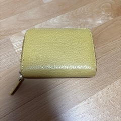 GISELLE ジゼル ミニ財布 イエロー