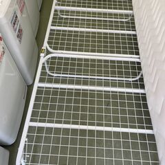 【リサイクルショップ ピカソ 小松原】🛏️✨シングルサイズ✨折りたたみパイプベッド＋マットレス付き🛏️★1329★の画像