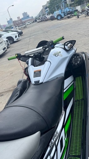 kawasaki ウルトラ　310  ジェットスキー