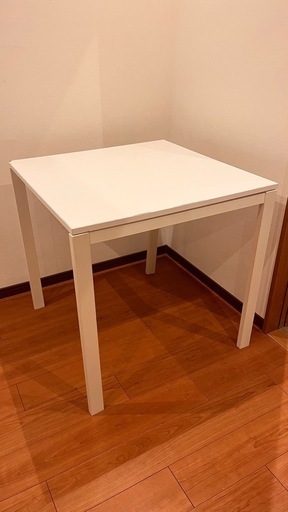 新規購入 IKEA ダイニングテーブル 喜多見のテーブル (らいら) 傷あり ダイニングテーブル