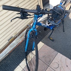 ネスト　クロスバイク　6061アルミニウムフレーム　700×28c 自転車の画像