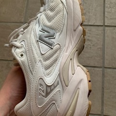 ニューバランス725 スニーカーの画像