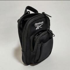 【お値下げ中！】Reebok ポーチ / CL FO Pouch ブラック ポーチ バッグ 小型 黒 ボディバッグの画像