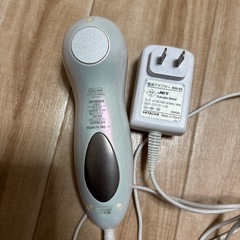 Hada Crie Hot & Cool 美顔器 
BRAUN C4800中古 の画像