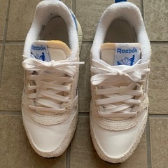 Reebokクラシックレザー 24.5cmの画像