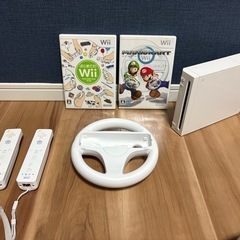美品】Wii 本体+ソフト2本+リモコン2本+ハンドル1個 (HT) 道ノ尾