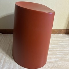ポリプロピレン
スツールの画像