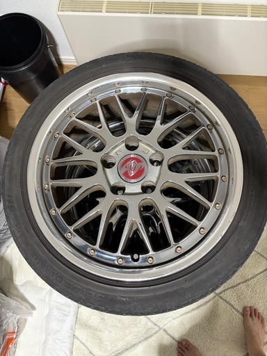 17インチ  7J+43 114.3 4本