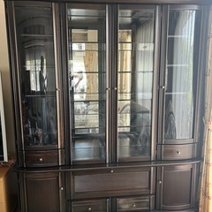 飾り棚 リビングボード カップボード 食器棚 アンティーク (みー