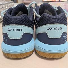 YONEX　バドミントンシューズ　23.0センチの画像