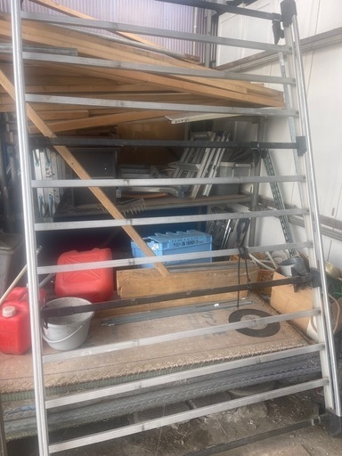 ハイエースルーフキャリア