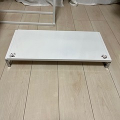 パソコンテーブル？の画像