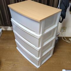 衣装ケース4段