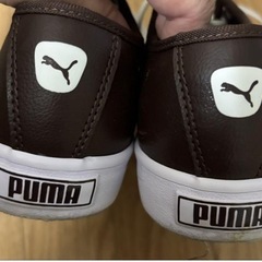 PUMA スニーカーブラウンの画像
