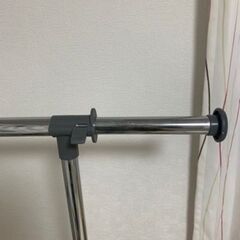 ハンガーラックの画像