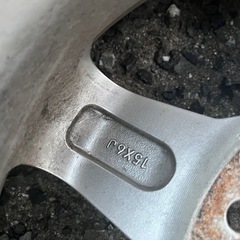 【美品】ハイエースWEDS キーラータクティクス 15X6.0J　ハイパーシルバーの画像