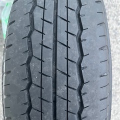 【美品】ハイエースWEDS キーラータクティクス 15X6.0J　ハイパーシルバーの画像