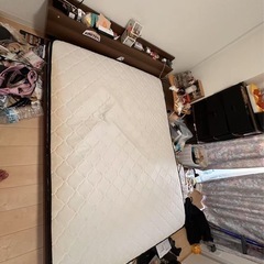 洗濯機（2017）とセミダブルベット&マットレス（140）の画像